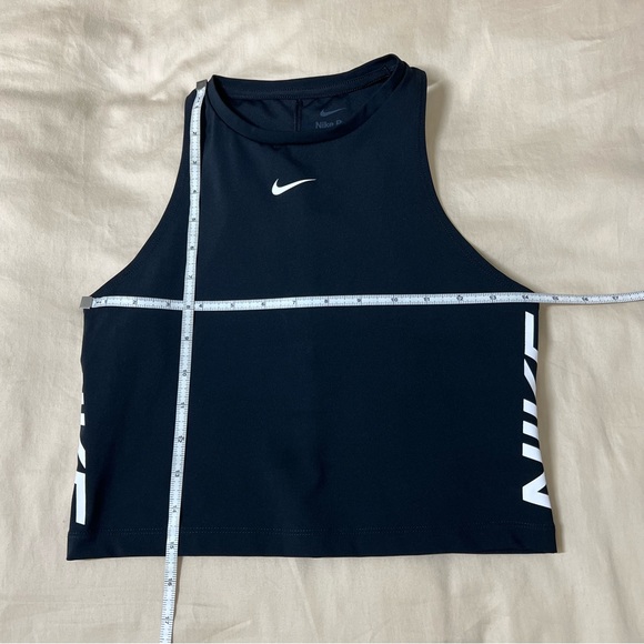 Nike Pro Dri Fit Women's Size Medium Black Cropped Training Tank Top - Picture 6 of 9